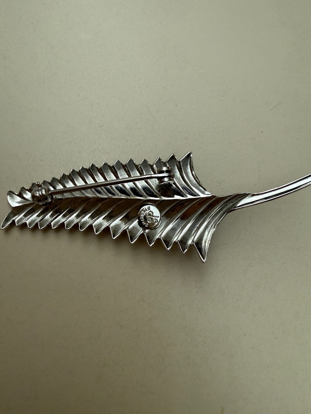 Vintage De Curtis Sterling Silver Akoya Pearl Palm Leaf Brooch Pin - Picture 2 of 3